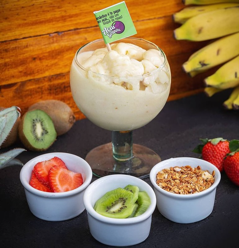 700 mA Açaí Granola chegou a Nova Friburgo trazendo uma explosão de sabor e energia! Com açaí cremoso, acompanhamentos variados e opções personalizáveis, a franquia oferece uma experiência completa para os amantes de uma alimentação refrescante e nutritiva. Ideal para todas as horas do dia!